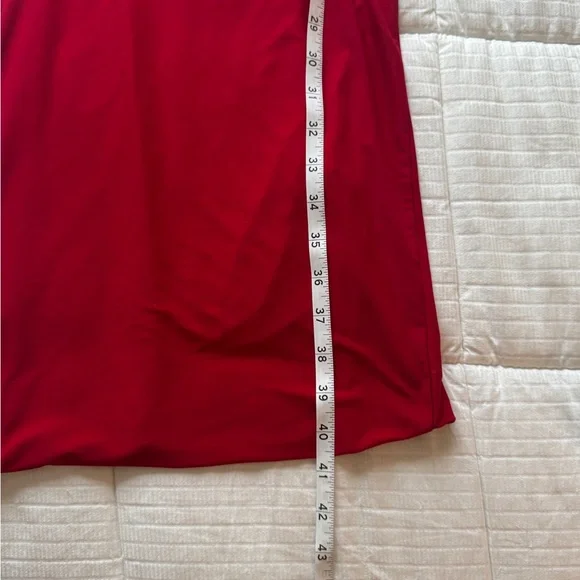 Fashion Nova red midi dress - Picture 4 of 6